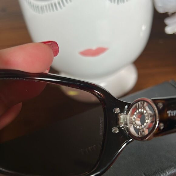iffany Sunglasses TF4003B Color 80153G Dark Havana Never used vintage main image 10